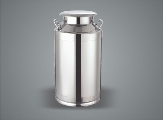 Un bon prix. Un seau de lait en acier inoxydable avec couvercle en ligne