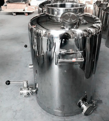 Un bon prix. Échappement de l'acier inoxydable en ligne
