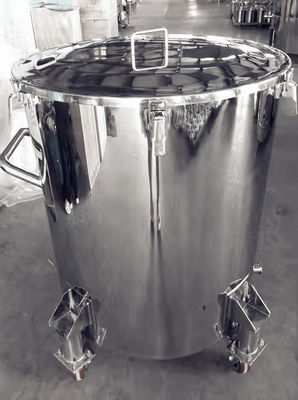 Un bon prix. Vaisseau sanitaire réservoir de stockage de produits chimiques en acier inoxydable 316 en ligne